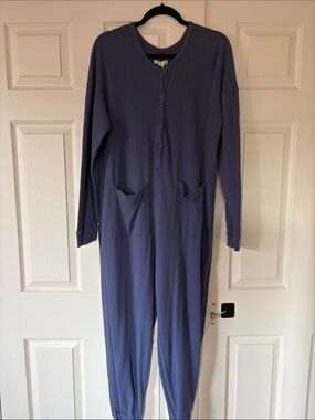 Madewell waffle knit jumpsuit in a pretty dusty blue/periwinkle. Size Large